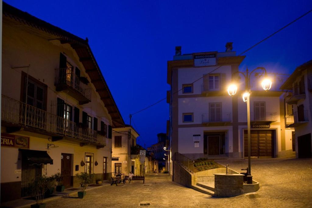 Casa Svizzera Agriturismo Barolo Buitenkant foto