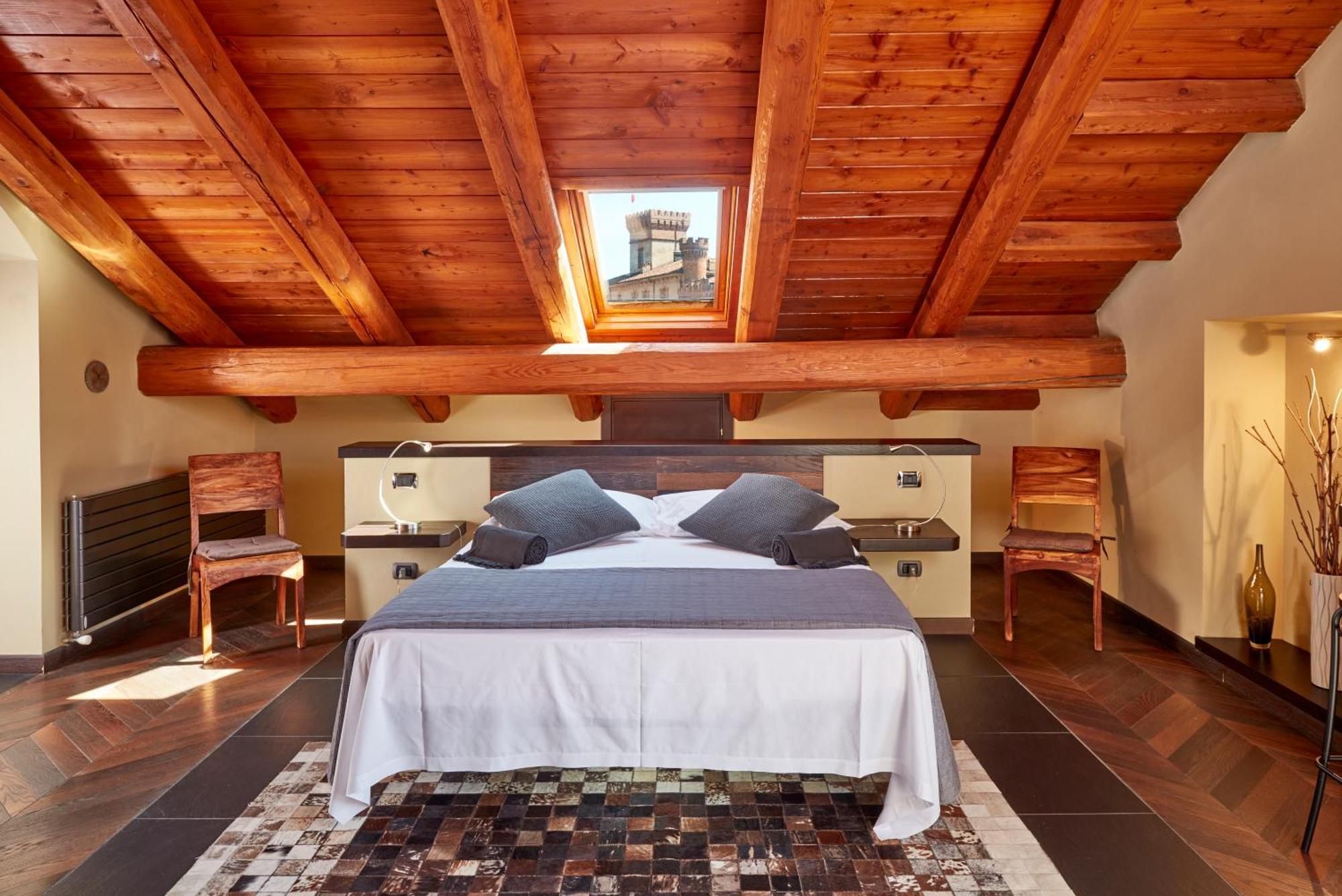 Casa Svizzera Agriturismo Barolo Buitenkant foto