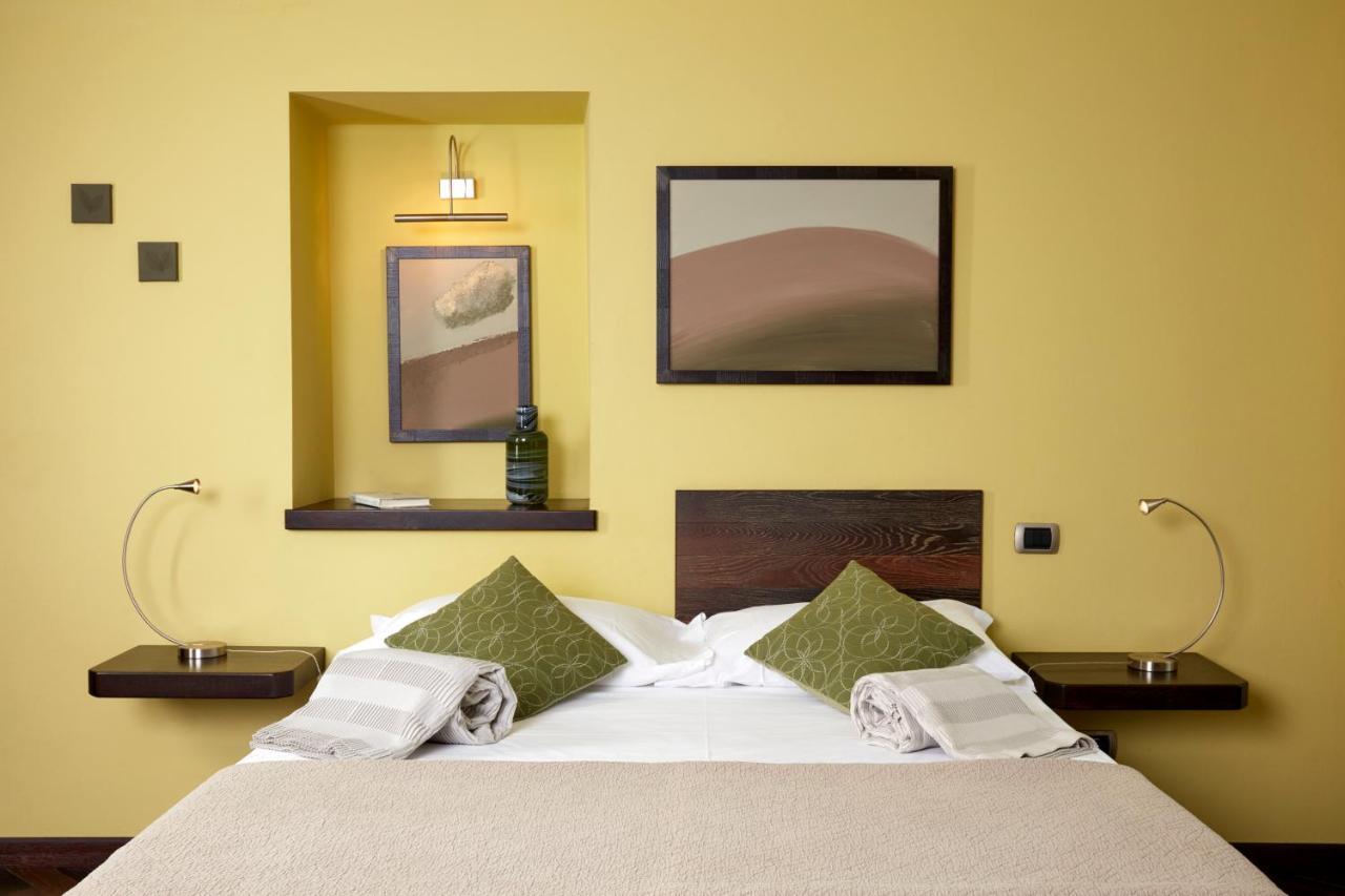 Casa Svizzera Agriturismo Barolo Buitenkant foto