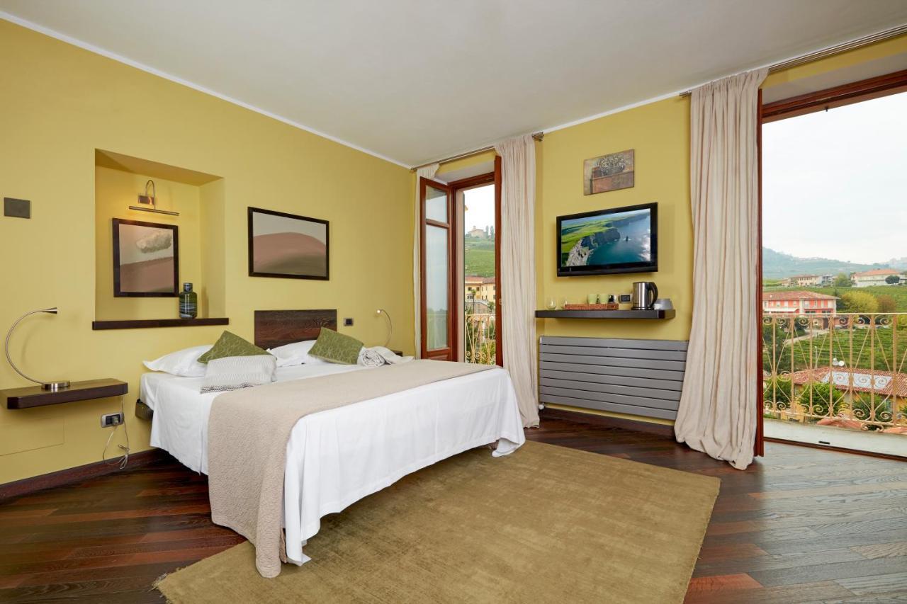 Casa Svizzera Agriturismo Barolo Buitenkant foto